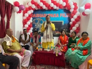 इस शहर में अब लाश और गिद्ध है बाक़ी… : डा अनिल सुलभ