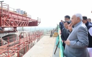 मुख्यमंत्री ने कच्ची दरगाह-बिदुपुर 6 लेन गंगा पुल परियोजना के निर्माण कार्य का लिया जायजा, तेजी से पूर्ण करने का दिया निर्देश