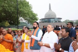 बुद्ध पूर्णिमा के पावन अवसर पर आयोजित कार्यक्रम में शामिल हुये मुख्यमंत्री