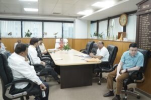 किसानों की आय बढ़ाने और खेती को लाभकारी बनाने के लिए सरकार प्रतिबद्ध : विजय कुमार सिन्हा