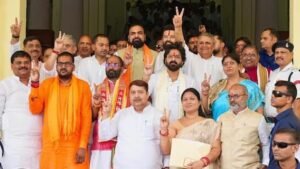 बिहार MLC चुनाव: पवन सिंह समेत 10 उम्मीदवार निर्विरोध निर्वाचित, मंत्री दीपक प्रकाश की सदस्यता पर संकट