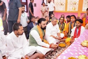 समस्तीपुर के 24 अवतार धाम में मुख्यमंत्री सम्राट चौधरी ने की पूजा-अर्चना, राज्य की खुशहाली के लिए मांगा आशीर्वाद