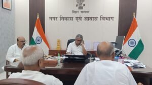 सीतापुरम सैटेलाइट टाउनशिप का विरोध तेज, किसानों ने मंत्री नीतीश मिश्रा को सौंपा 11 सूत्री ज्ञापन