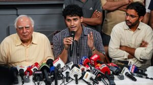कोर्ट जाएंगे CJP, कपिल सिब्बल ने कानूनी सहायता के लिए ₹1 करोड़ देने का किया ऐलान