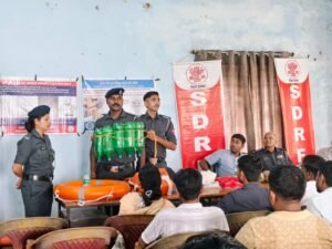 रहुई में आपदा प्रबंधन का मॉकड्रिल, डूबने और वज्रपात से बचाव के बताए गए तरीके