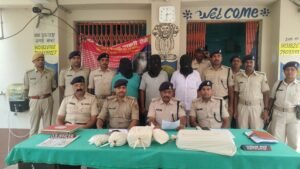 नगरनौसा में गांजा तस्करी का खुलासा, तीन गिरफ्तार