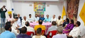 दुर्गा पूजा को भव्य और शांतिपूर्ण बनाने का संकल्प, महासमिति ने प्रशासनिक अधिकारियों को किया सम्मानित